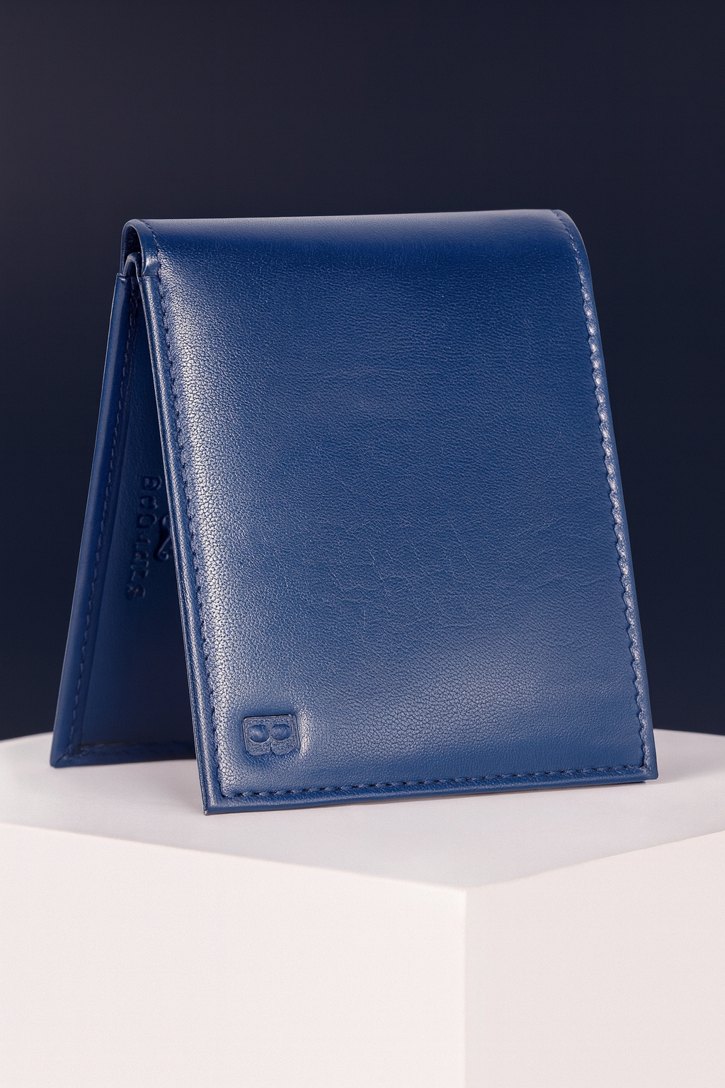 Men's Classic Leather Bifold Wallet, Navy Blue, Multiple Card Slots, Slim Design